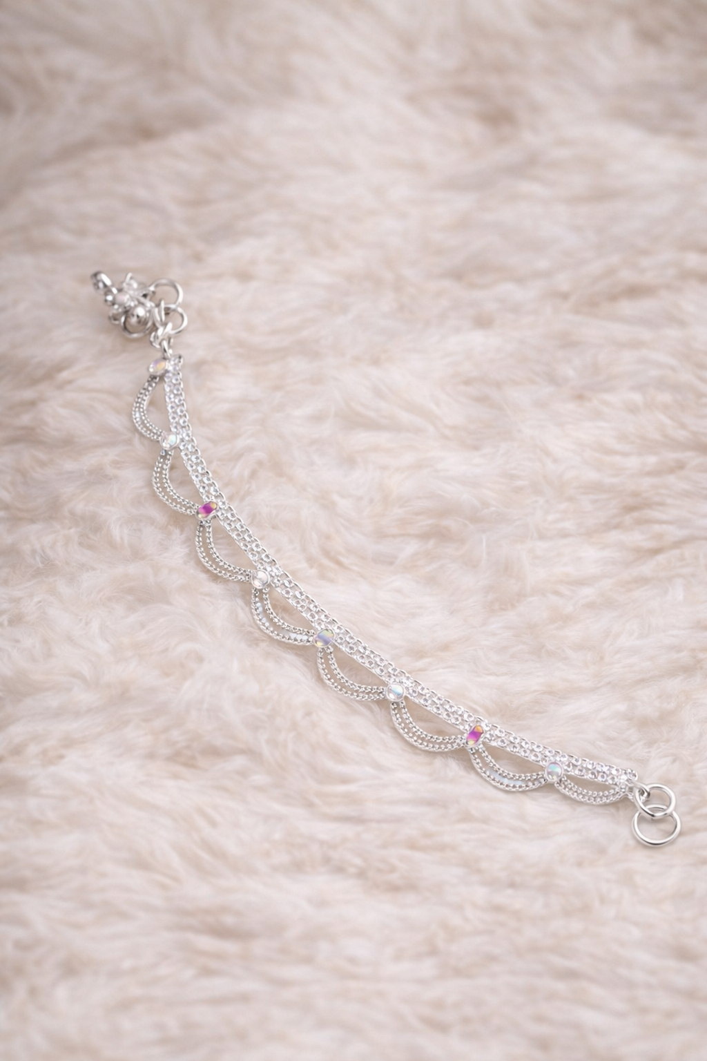 Aarohi Wave Silver Anklet