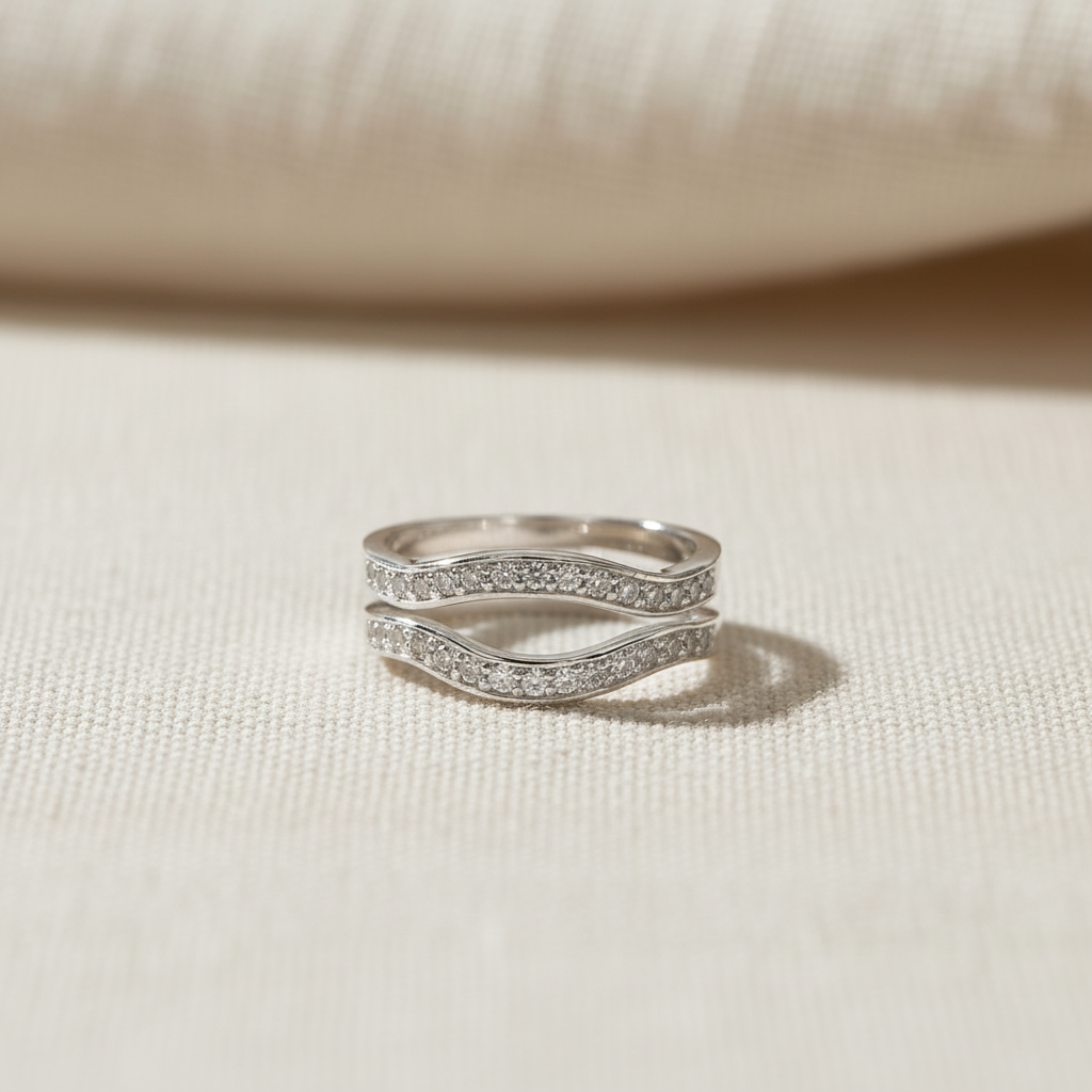 Wavy Diamond Band Ring