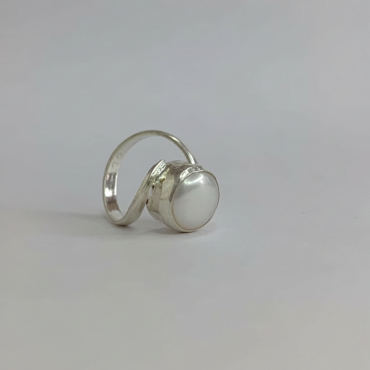 White Pearl Silver Ring